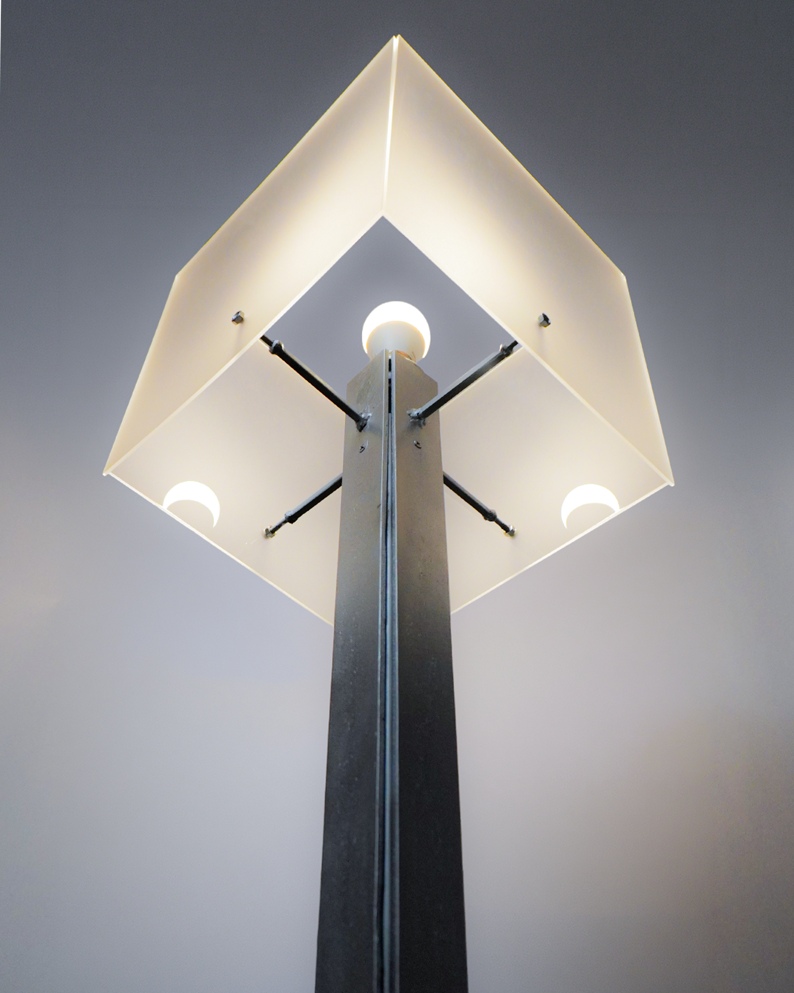 Brutalist Lamp 1